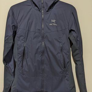 Arc’teryx Atom SL Hoody Women's - NEW without tags - Black Sapphire